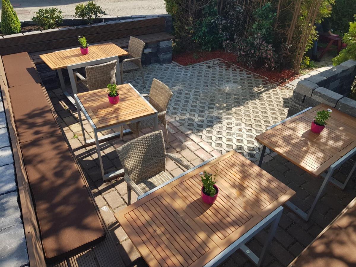Zum Obstler - Gaststaette Und Pension Gera Exteriér fotografie